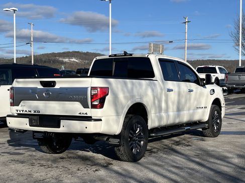 Used 2022 Nissan Titan Platinum Reserve w/ Moonroof Package image 3