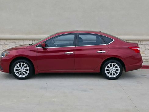 Used 2017 Nissan Sentra SV w/ Driver's Assist Package image 6