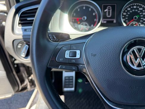 Used 2018 Volkswagen Golf Alltrack S AWD/4WD image 17