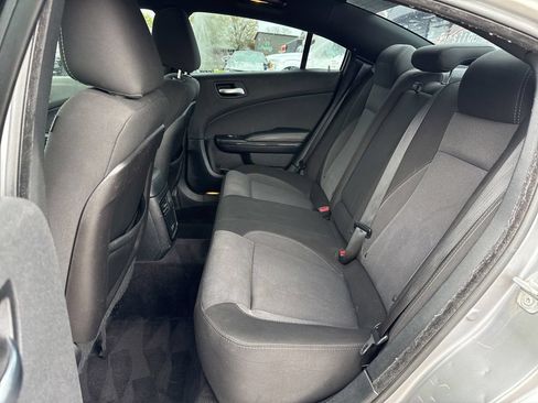 Used 2018 Dodge Charger SXT w/ Blacktop Package RWD image 42