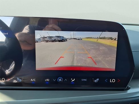 New 2026 Chevrolet Traverse LT w/ LPO, Floor Liner Package image 24