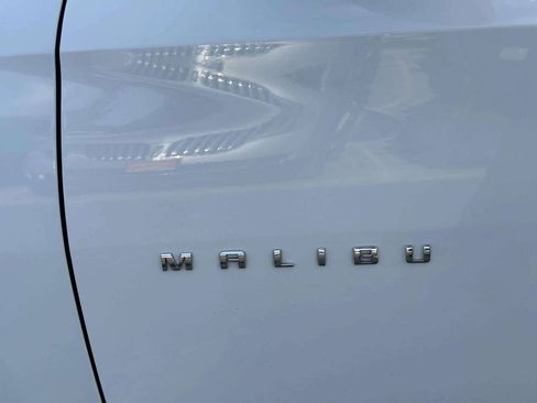 Used 2023 Chevrolet Malibu LT FWD image 10