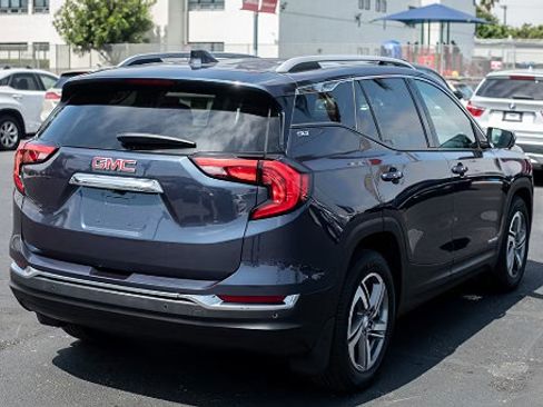 Used 2019 GMC Terrain SLT w/ Preferred Package FWD image 8