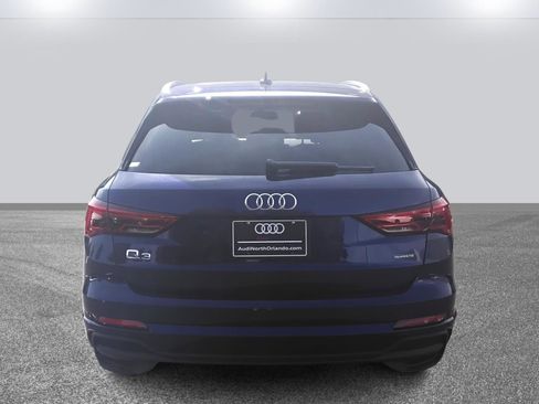 Certified 2025 Audi Q3 2.0T Premium w/ Convenience Package image 5