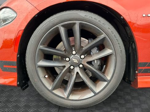 Used 2021 Dodge Charger R/T w/ Performance Handling Group RWD image 15