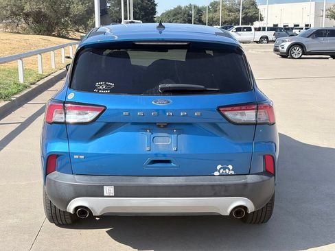 Used 2021 Ford Escape SE w/ Convenience Package FWD image 5
