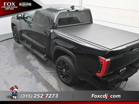 Used 2024 Toyota Tundra Limited image 28