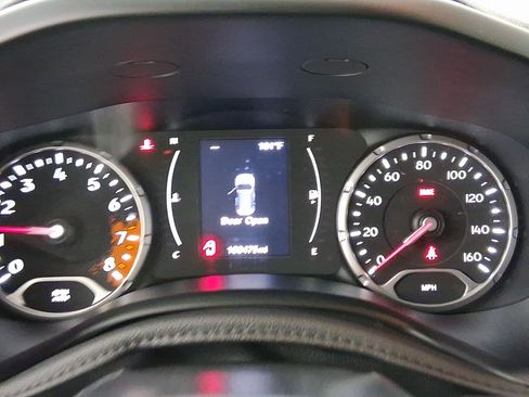 Used 2016 Jeep Renegade 75th Anniversary image 17