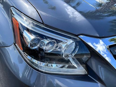 Used 2017 Lexus GX 460 w/ Navigation Package AWD/4WD image 27