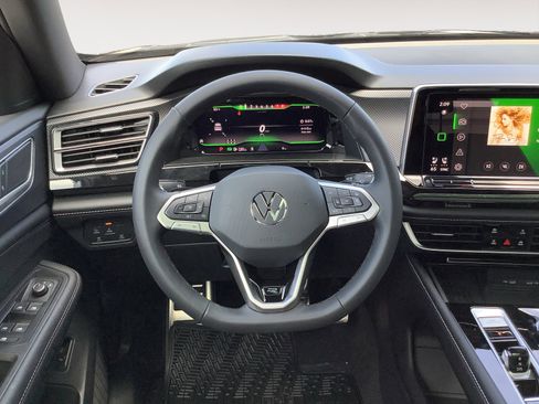 New 2026 Volkswagen Atlas Cross Sport SEL R-Line image 15