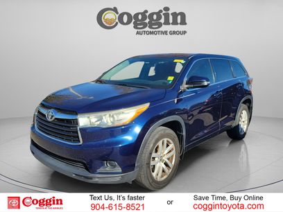 Used 2016 Toyota Highlander LE