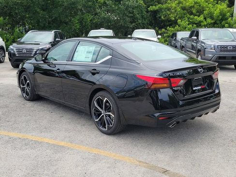 New 2026 Nissan Altima 2.5 SR w/ SR Premium Package FWD image 5
