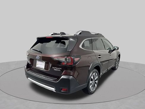 Used 2024 Subaru Outback Touring AWD/4WD image 35