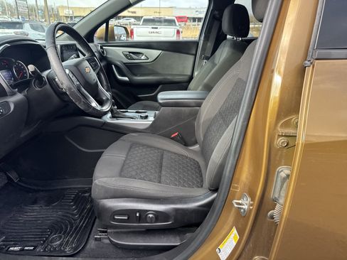 Used 2019 Chevrolet Blazer LT image 12