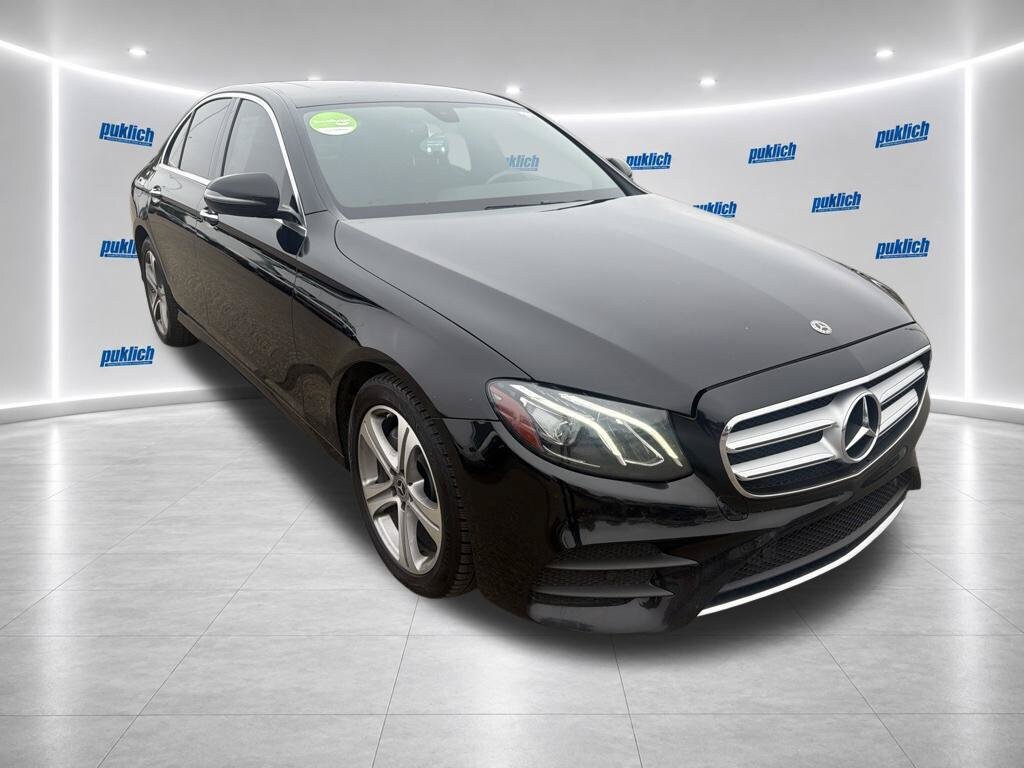 Used 2019 Mercedes-Benz E 300 4MATIC image 3