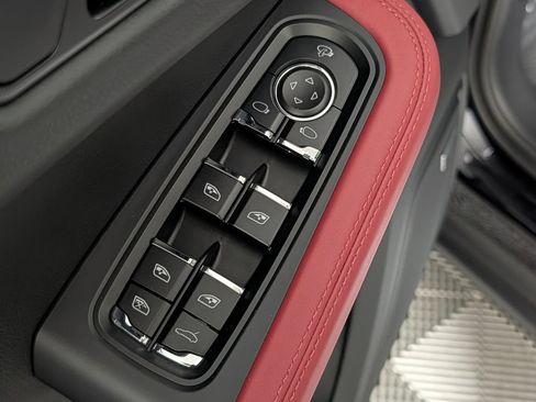 New 2026 Porsche Macan S AWD/4WD image 27