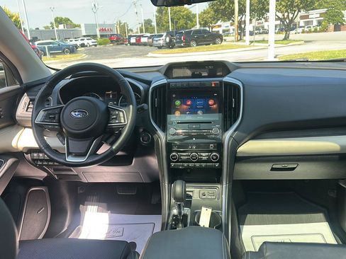 Used 2022 Subaru Ascent Limited w/ Technology Package AWD/4WD image 12