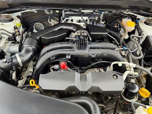 Used 2018 Subaru Forester 2.5i Touring AWD/4WD image 28