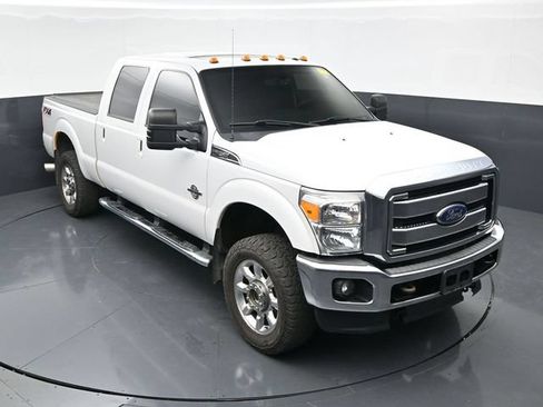 Used 2014 Ford F250 Lariat w/ Lariat Ultimate Package AWD/4WD image 35
