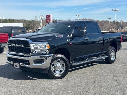 Used 2023 RAM 2500 Tradesman image 2