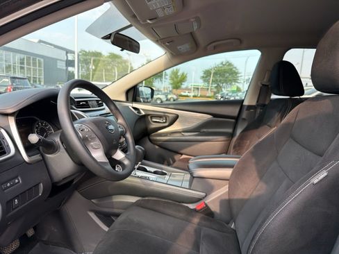 Used 2017 Nissan Murano S w/ Navigation Package AWD/4WD image 10