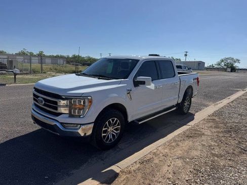 Used 2022 Ford F150 Lariat w/ FX4 Off-Road Package AWD/4WD image 4