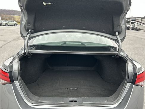 Used 2025 Nissan Sentra SV FWD image 17