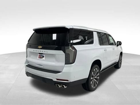 New 2026 Chevrolet Suburban High Country AWD/4WD image 19