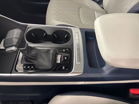 New 2026 Kia Carnival EX FWD image 42