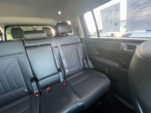 Used 2025 Hyundai Santa Fe SEL image 40