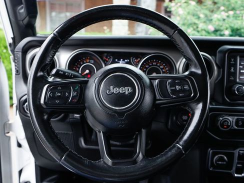 Used 2020 Jeep Gladiator Sport w/ Quick Order Package 24S image 22