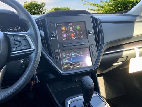 Certified 2025 Subaru Impreza 2.0i image 9