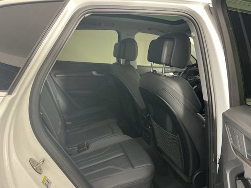 Used 2024 Audi Q5 e Premium Plus AWD/4WD image 18