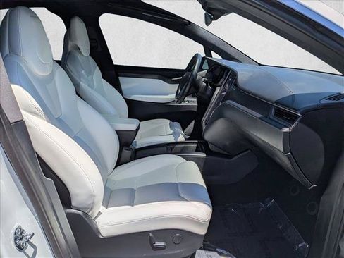 Used 2019 Tesla Model X Performance AWD/4WD image 21
