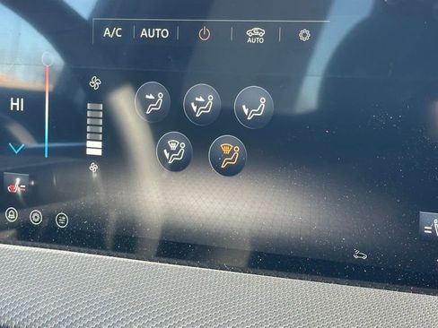 New 2026 Nissan Kicks SR w/ Cold Weather Package image 32