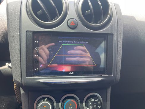 Used 2015 Nissan Rogue S w/ Convenience Package FWD image 9