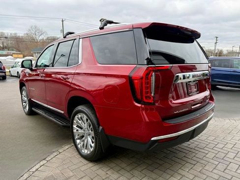Used 2022 GMC Yukon SLT w/ SLT Luxury Package image 8