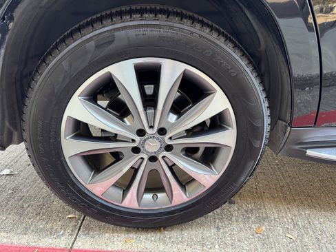 Used 2014 Mercedes-Benz GL 450 4MATIC image 14