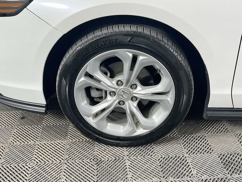 Used 2023 Honda Accord LX image 30