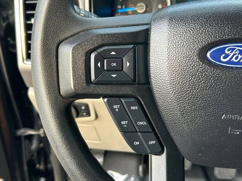 Used 2017 Ford F150 XLT RWD image 33