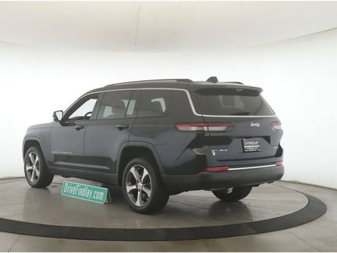 Used 2023 Jeep Grand Cherokee L Limited w/ Luxury Tech Group II image 8