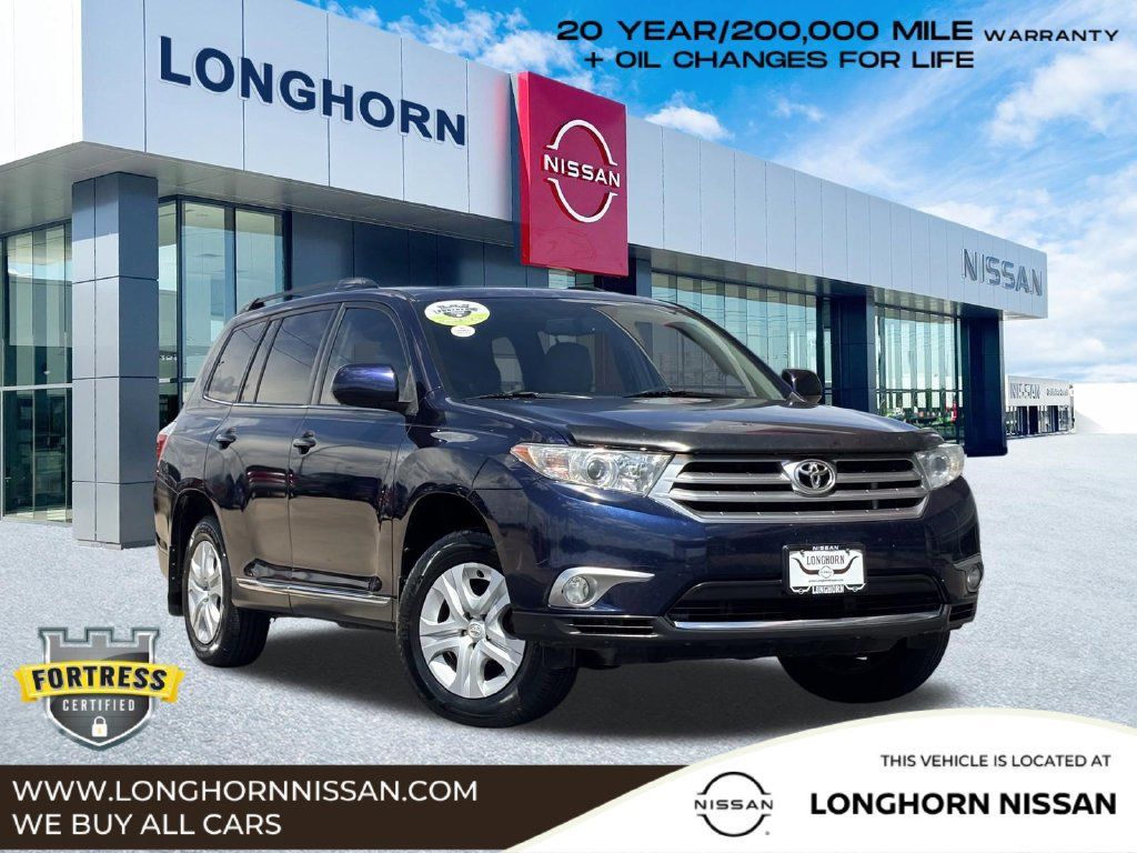 Used 2012 Toyota Highlander SE w/ Tow Pkg FWD image 1