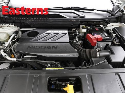 Used 2023 Nissan Rogue SV AWD/4WD image 7