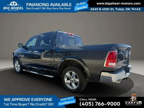 Used 2017 RAM 1500 Laramie w/ Convenience Group AWD/4WD image 3