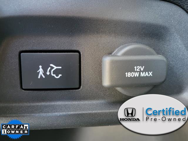 Certified 2024 Honda Pilot Touring image 9