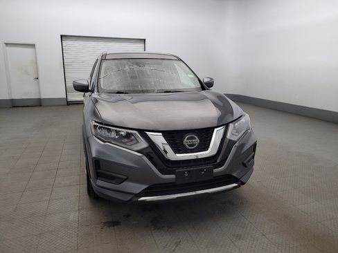 Used 2019 Nissan Rogue S image 14