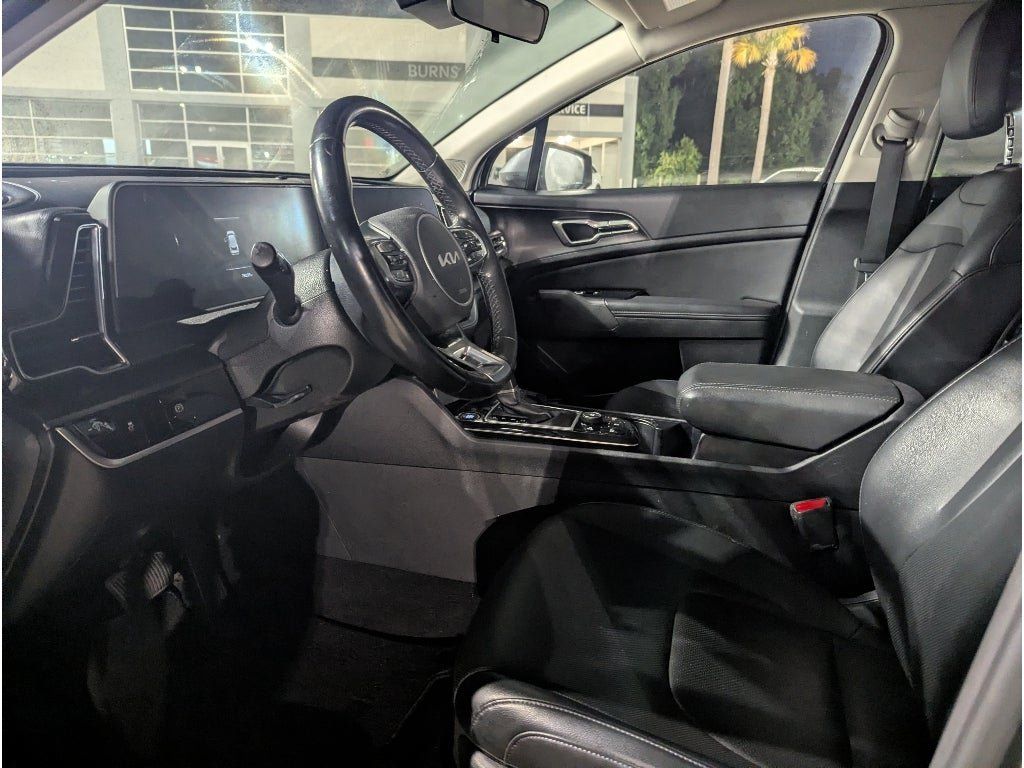 Used 2023 Kia Sportage EX FWD image 13