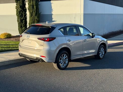 Used 2025 MAZDA CX-5 AWD 2.5 S w/ Select Package image 4