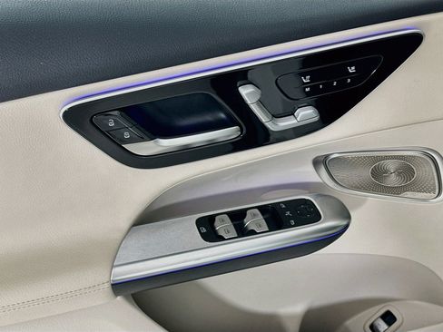 Certified 2026 Mercedes-Benz GLC 300 4MATIC image 19