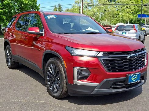 Certified 2023 Chevrolet Traverse RS w/ LPO, Floor Liner Package AWD/4WD image 5